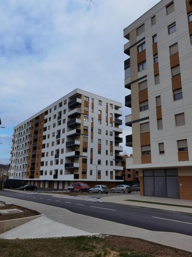 Apartman Krasula Doboj Eksteriør bilde